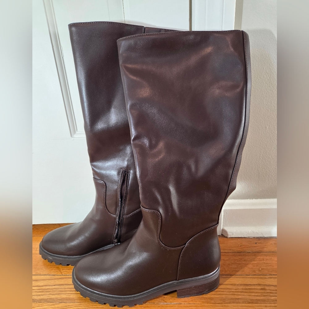 Old Navy Dark Brown Tall Faux Leather Boots Women Size 10 NWOT